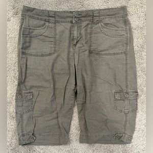 Linen/cotton blend capris